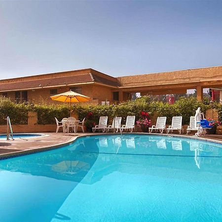 Monterey Park Inn Экстерьер фото